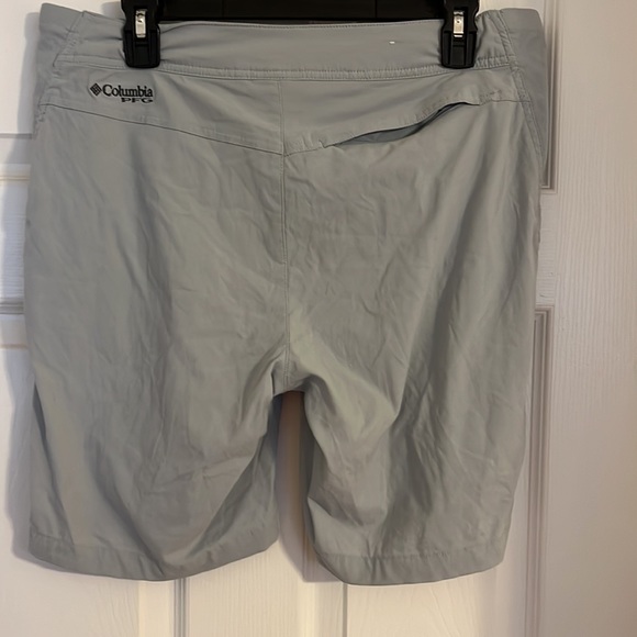 Columbia PFG Ultimate Break Wake Omni-Shield shorts - Picture 3 of 4